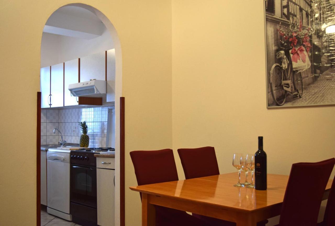 Apartmenthaus Mira Eldic *