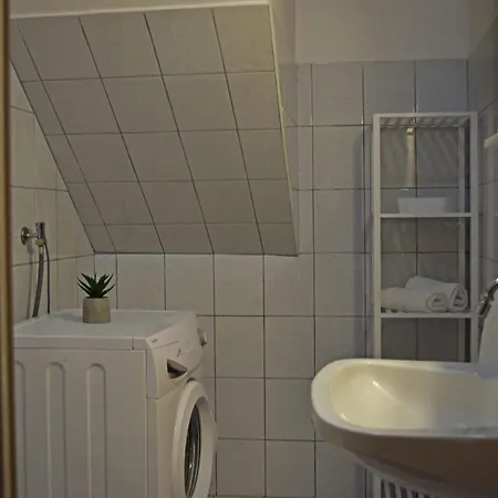 Apartmenthaus Mira Eldic Fazana Exterior photo