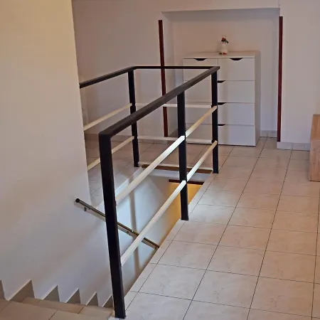 Apartmenthaus Mira Eldic Fazana Exterior photo