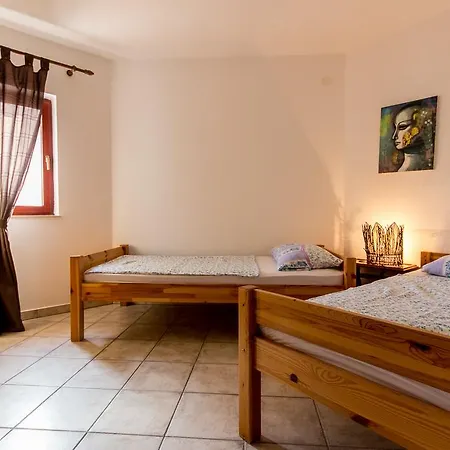 Apartmenthaus Mira Eldic Fazana Exterior photo